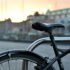 Comment bien attacher son vélo avec un antivol ?
